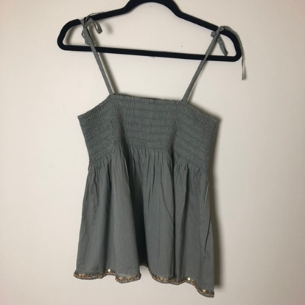 🤗 Antilia Femme Striped Sleeveless Green top